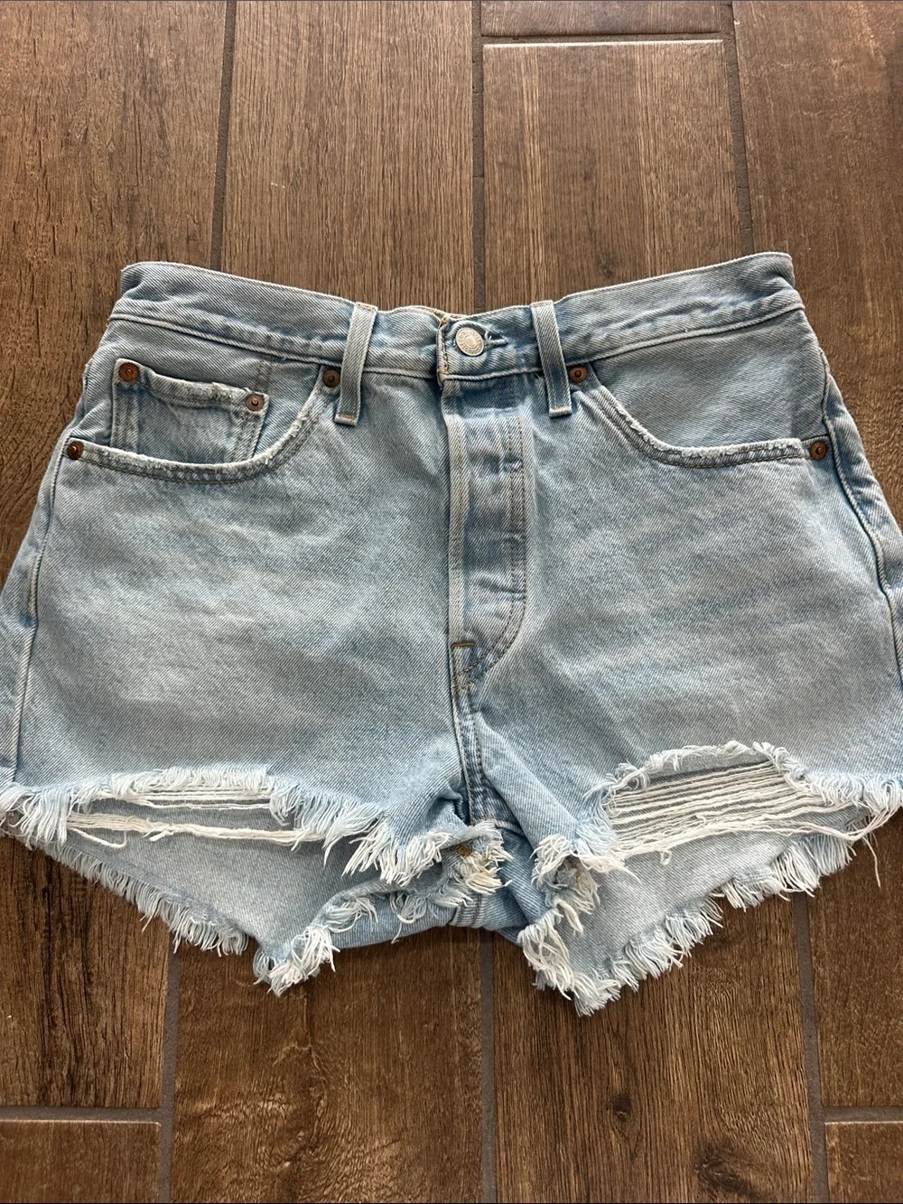 Levi’s button fly Women’s Frayed Hem Denim Shorts - Black, Light Blue, Dark Blue - Picture 5 of 9